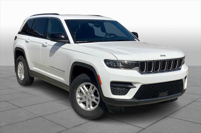 2025 Jeep Grand Cherokee GRAND CHEROKEE LAREDO 4X2