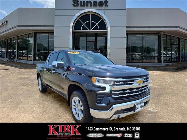 2023 Chevrolet Silverado 1500 4WD Crew Cab Short Bed LTZ