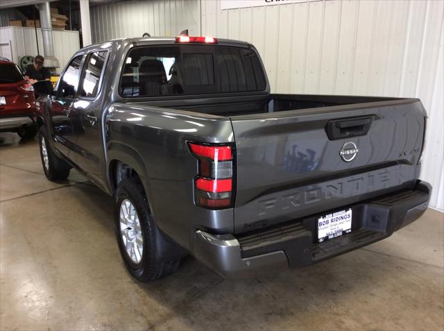 2022 Nissan Frontier Crew Cab SV 4x4