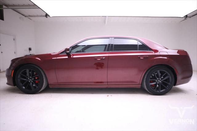 2023 Chrysler 300 300C