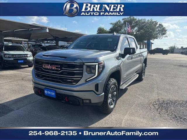 2024 GMC Sierra 1500 4WD Crew Cab Short Box AT4