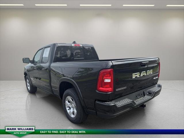 2025 RAM 1500 Big Horn Crew Cab 4x4 64 Box