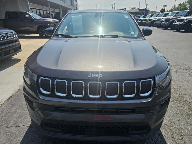 2022 Jeep Compass Latitude FWD