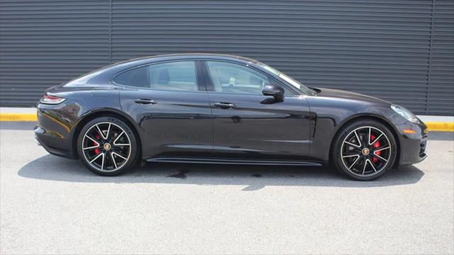 2022 Porsche Panamera 4S