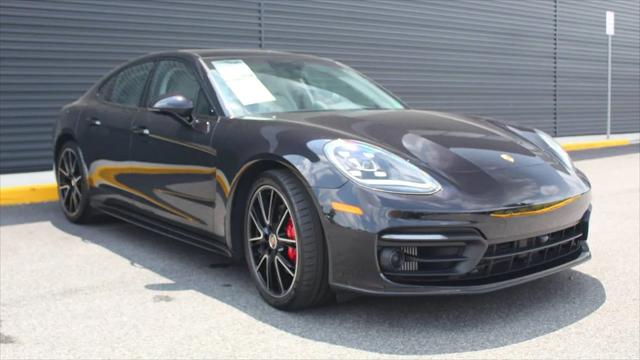 2022 Porsche Panamera 4S