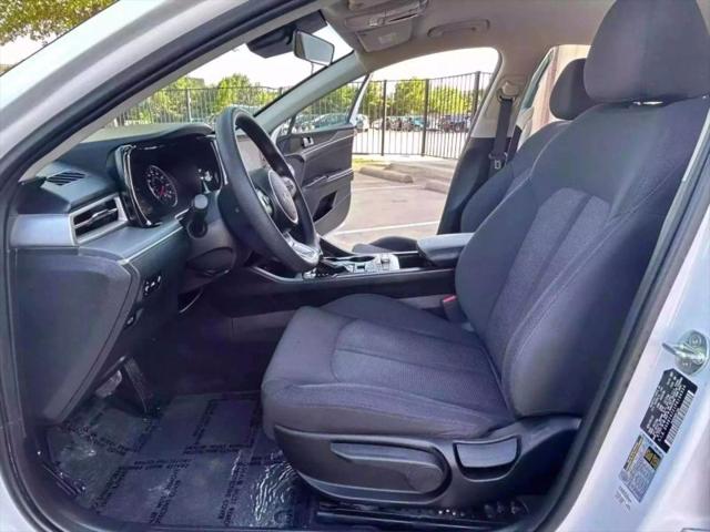2023 Kia K5 LXS