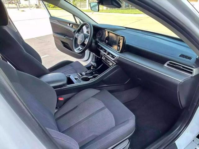 2023 Kia K5 LXS