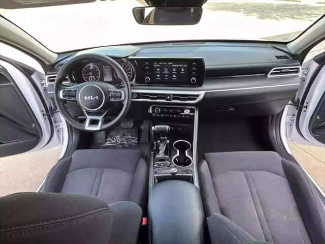 2023 Kia K5 LXS