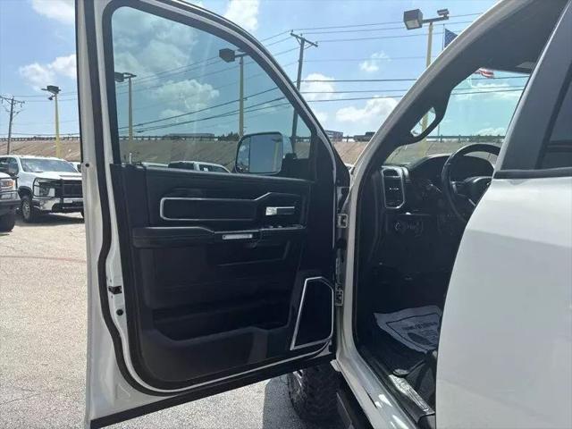 2019 Ram 3500 Laramie Crew Cab 4x4 8' Box