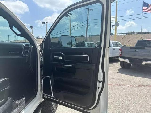 2019 Ram 3500 Laramie Crew Cab 4x4 8' Box