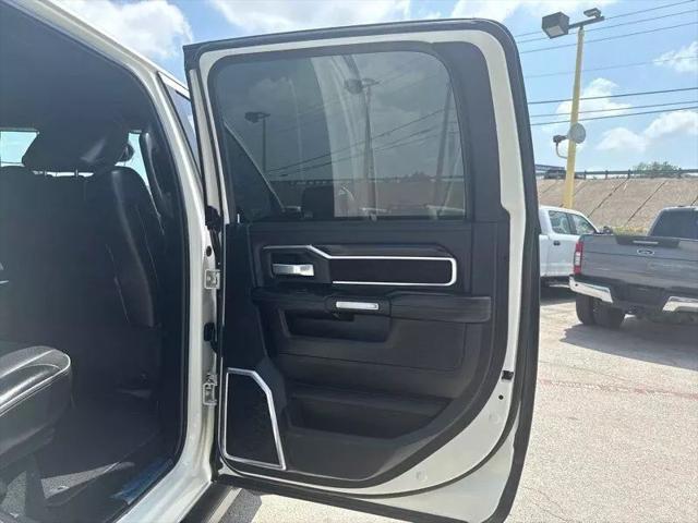 2019 Ram 3500 Laramie Crew Cab 4x4 8' Box