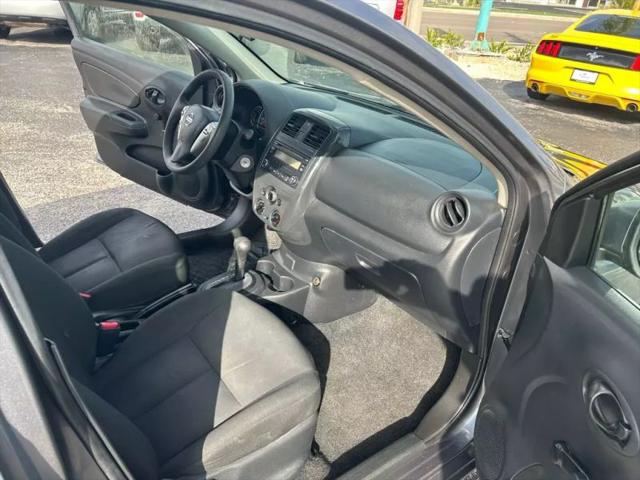 2017 Nissan Versa 1.6 S+