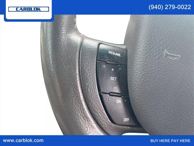 2011 Lincoln Town Car Signature Limited