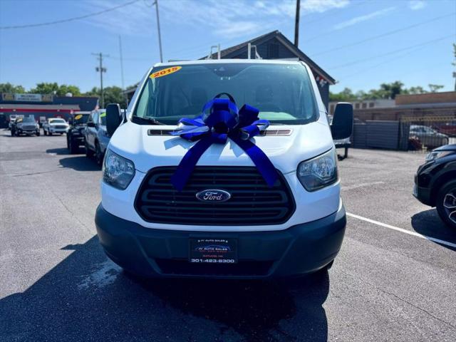 2015 Ford Transit w/60/40 Side Door w/RWB