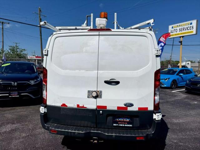 2015 Ford Transit w/60/40 Side Door w/RWB