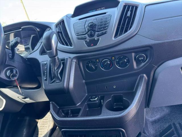 2015 Ford Transit w/60/40 Side Door w/RWB