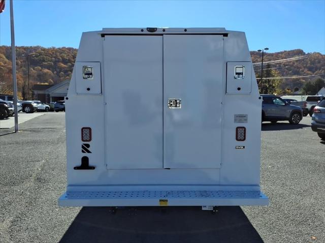 2025 Chevrolet Express Cutaway Work Van