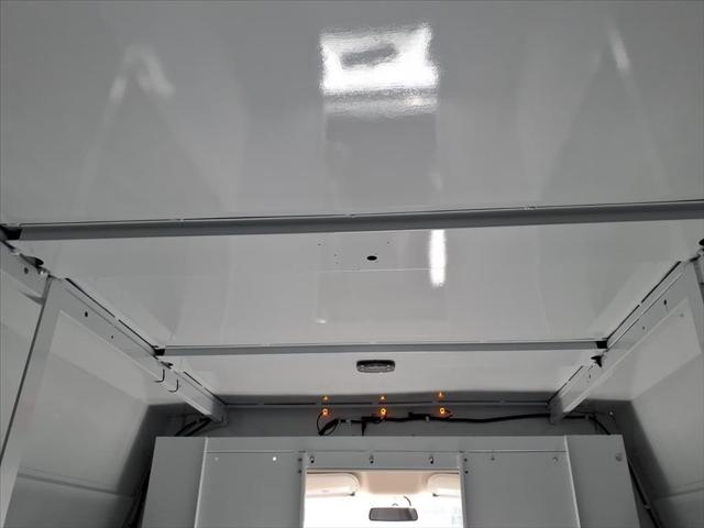 2025 Chevrolet Express Cutaway Work Van