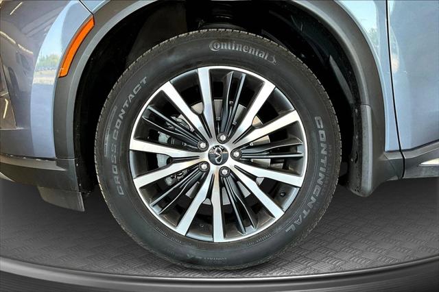 2023 INFINITI QX60 SENSORY AWD