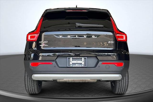 2023 Volvo XC40 B5 Plus Bright Theme