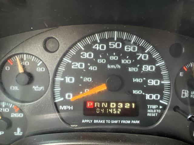 2001 Chevrolet Express Cutaway Base