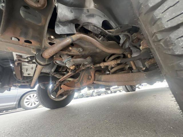 2001 Chevrolet Express Cutaway Base