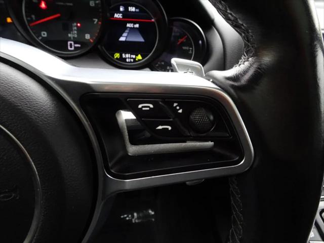 2016 Porsche Cayenne Standard