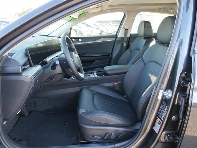 2025 Kia K5 EX
