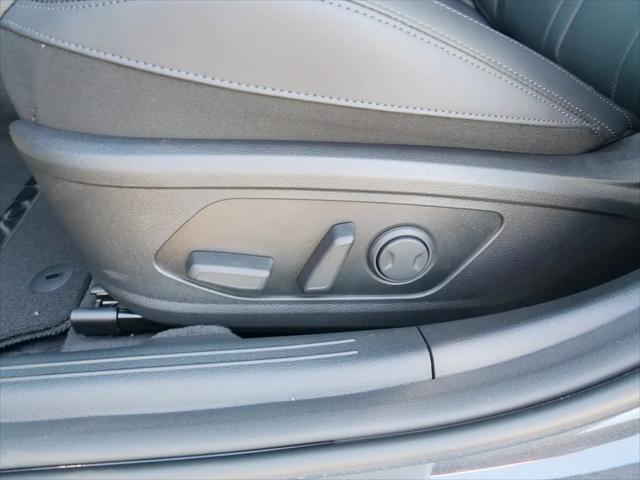 2025 Kia K5 EX