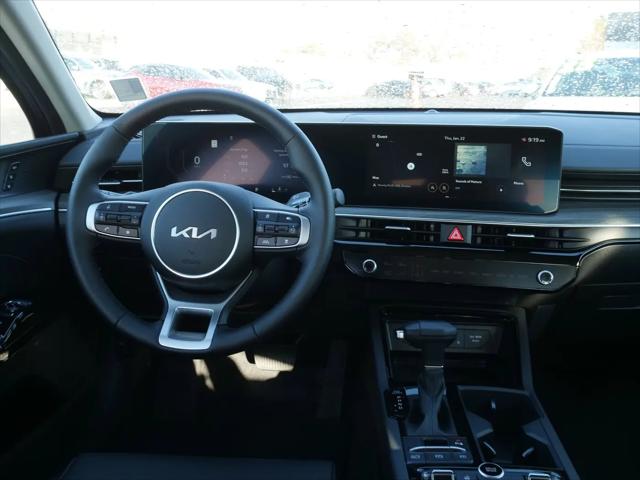 2025 Kia K5 EX