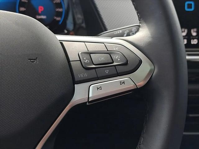 2025 Volkswagen Atlas Cross Sport 2.0T SEL Premium R-Line