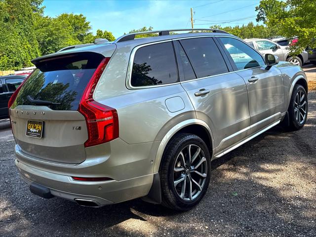 2017 Volvo XC90 T6 Momentum