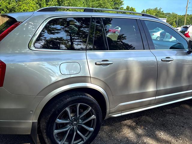 2017 Volvo XC90 T6 Momentum