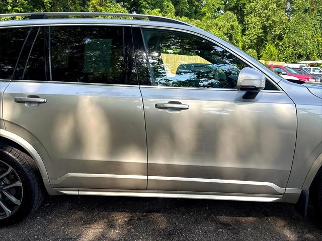 2017 Volvo XC90 T6 Momentum