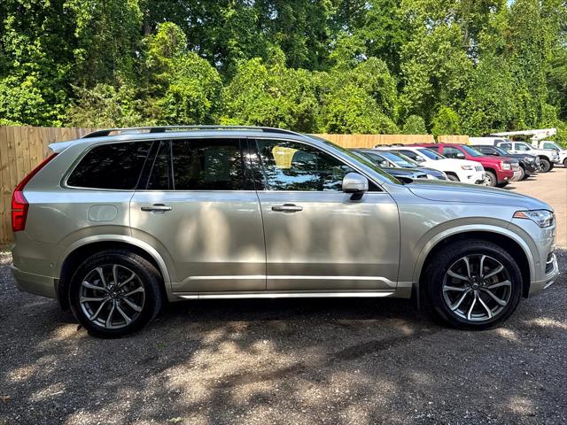 2017 Volvo XC90 T6 Momentum