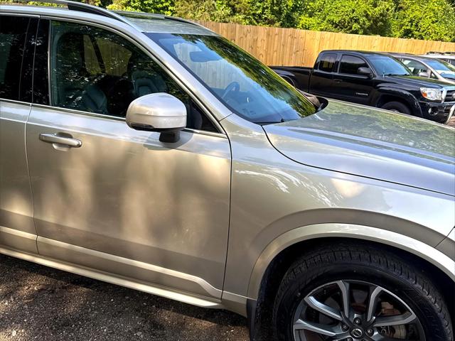 2017 Volvo XC90 T6 Momentum