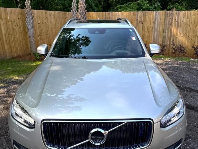2017 Volvo XC90 T6 Momentum