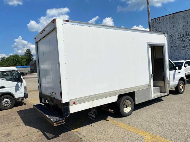 2017 Ford E-450 Cutaway E-450