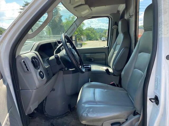 2017 Ford E-450 Cutaway E-450