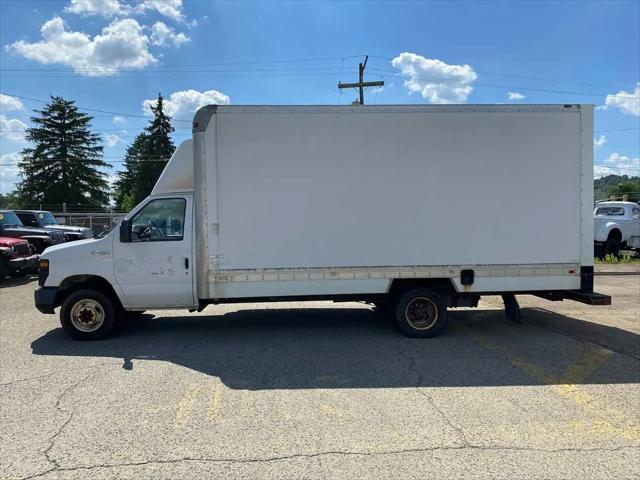 2017 Ford E-450 Cutaway E-450