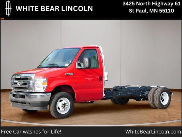 2026 Ford E-450 Cutaway E-Series Cutaway for sale in St. Paul, MN