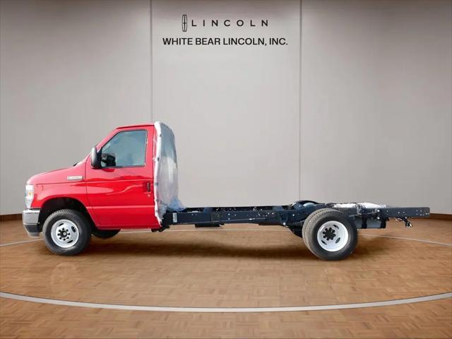 2026 Ford E-450 Cutaway E-Series Cutaway