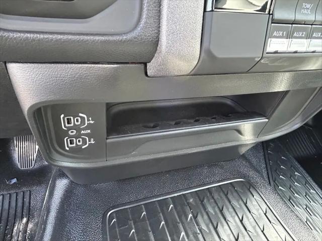 2025 Ram 3500 Tradesman/Big Horn