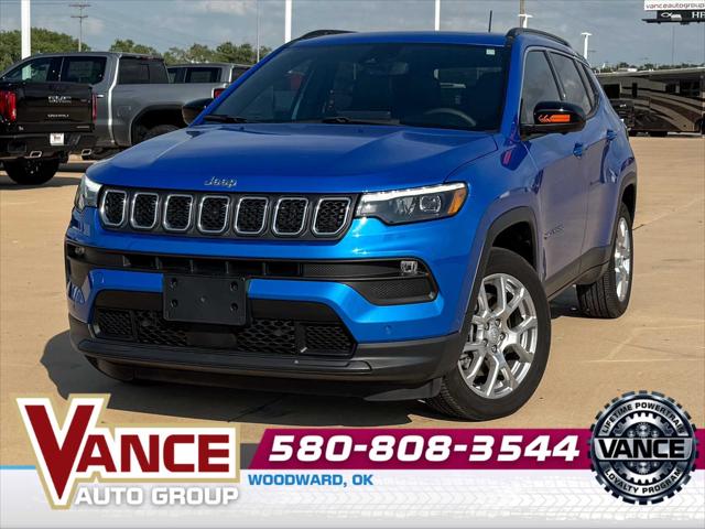 2023 Jeep Compass Latitude Lux FWD