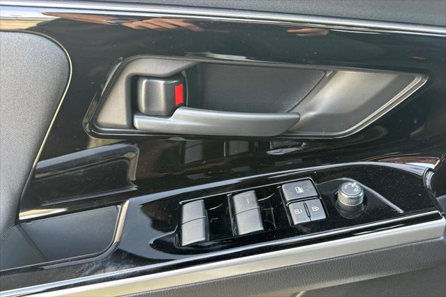 2025 Subaru Solterra Premium