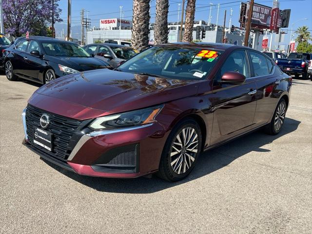 2023 Nissan Altima SV FWD
