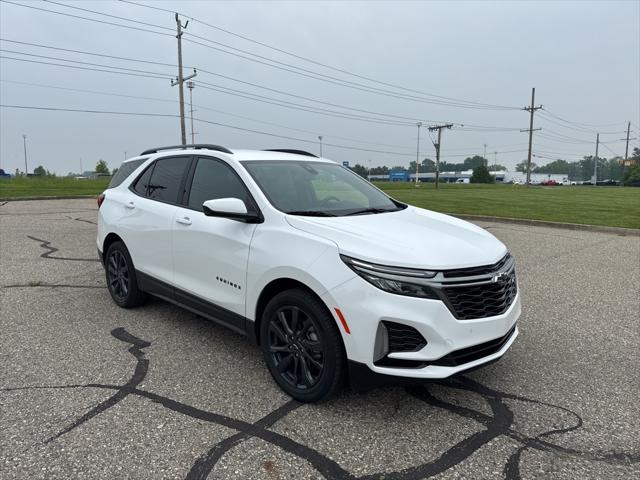 Used 2022 Chevrolet Equinox RS with VIN 3GNAXMEV0NS239504 for sale in Waterford, MI