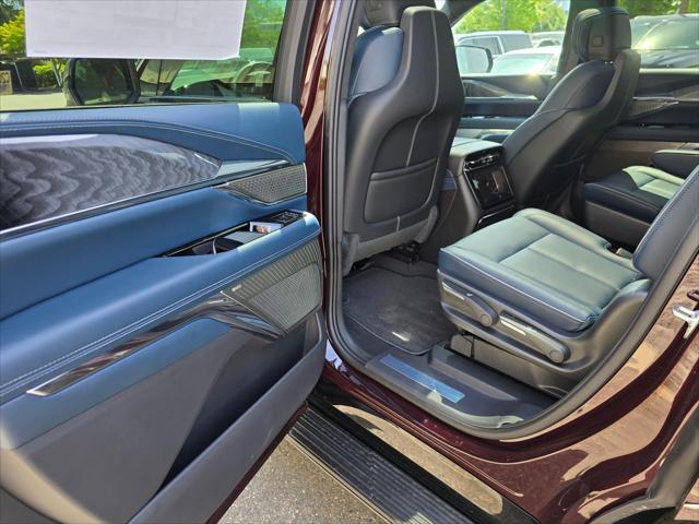 2025 Cadillac Escalade Luxury 2 AWD