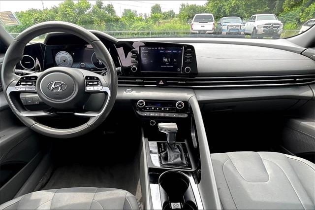 Used 2022 Hyundai Elantra For Sale in Millington, TN