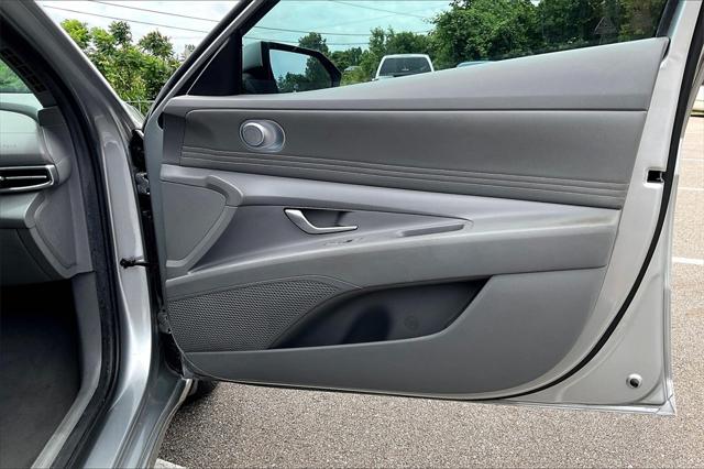 Used 2022 Hyundai Elantra For Sale in Millington, TN